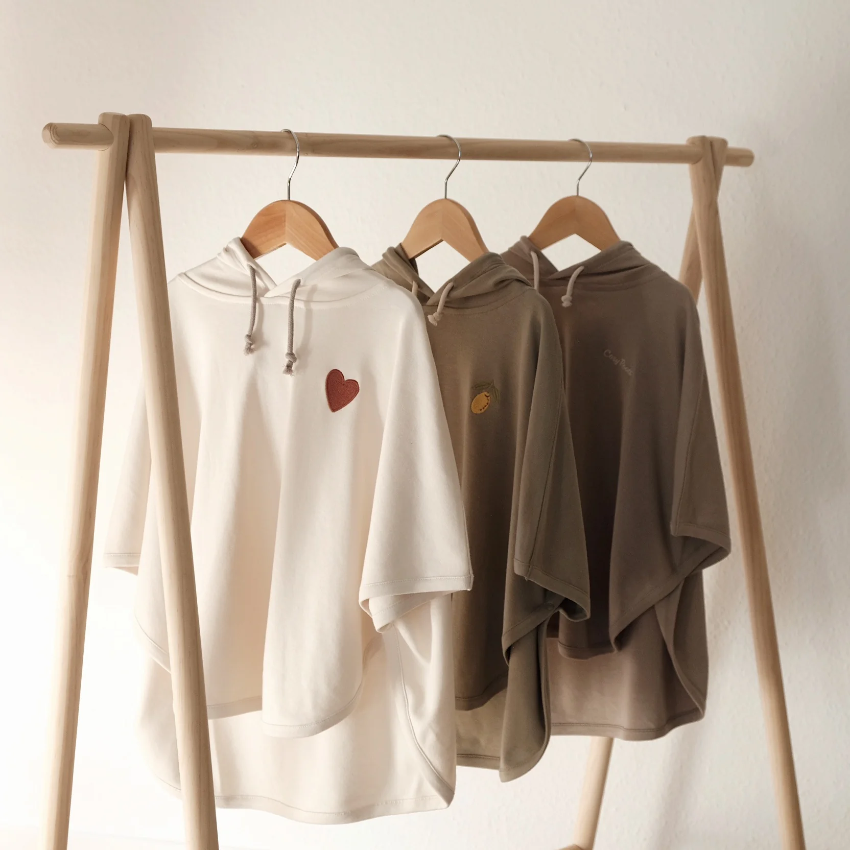 Organic UV Poncho - Khaki - UPF50+ - Image 6